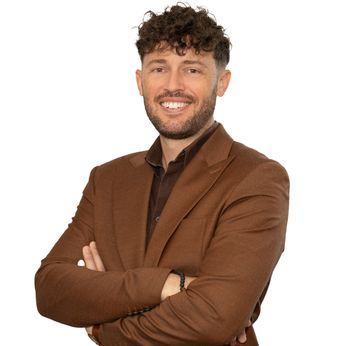 Portrait of Zachary Campbell, REALTOR®.